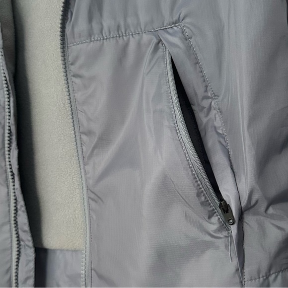 Nike Air Jordan Kids Gray Hooded Lined Puffer Jacket - Sz Boys M (10/12) - Picture 4 of 6